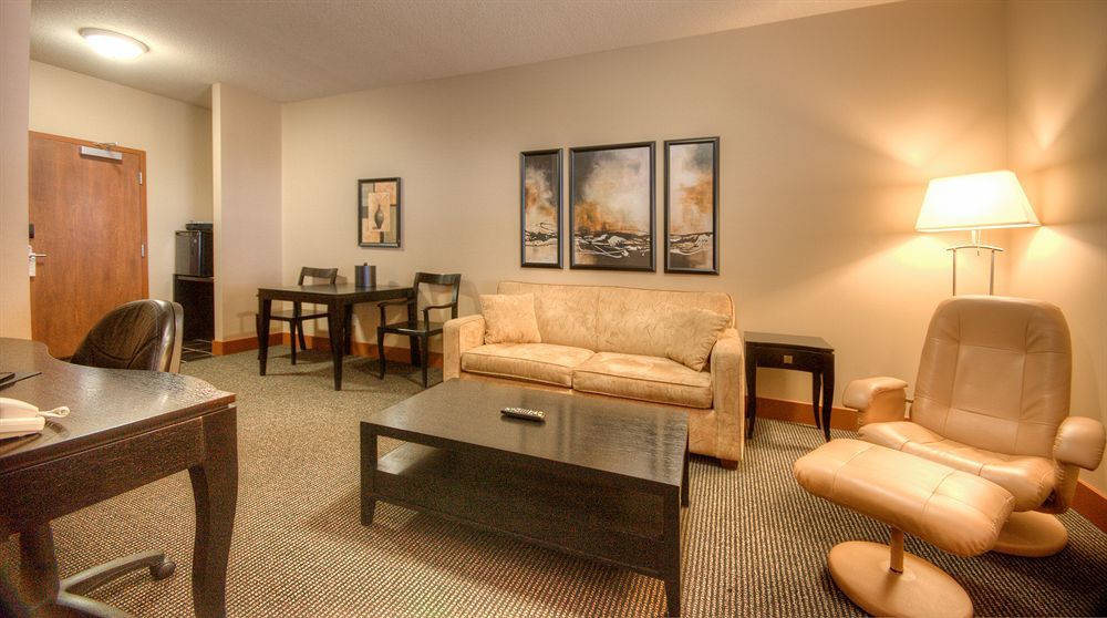 Grand Inn & Residence- Grande Prairie Exterior photo